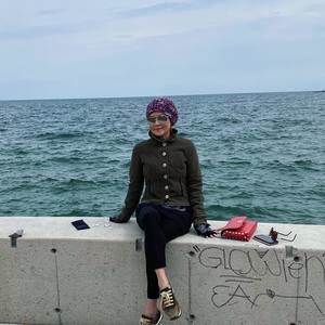 Meet your Posher, Emily